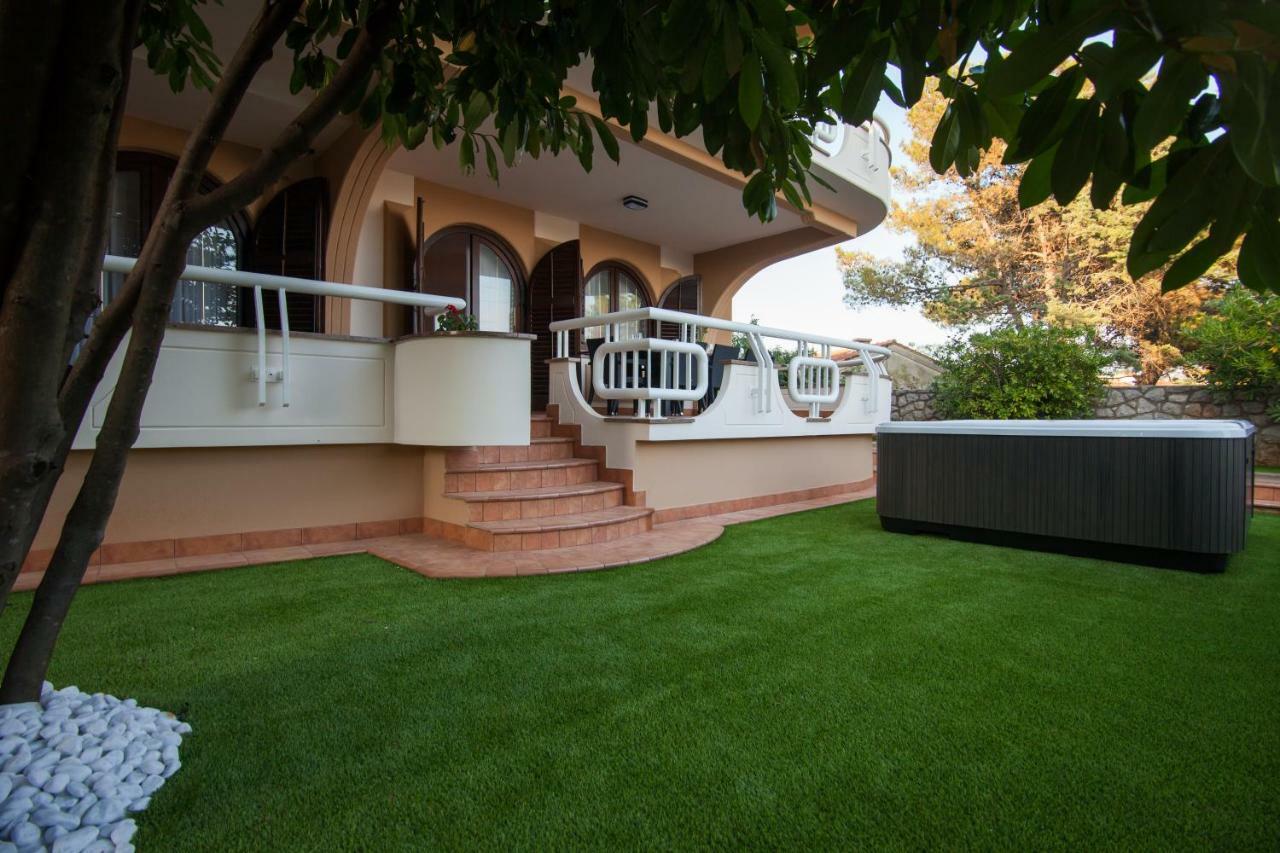 Villa Royale Krk Krk Town Exterior foto