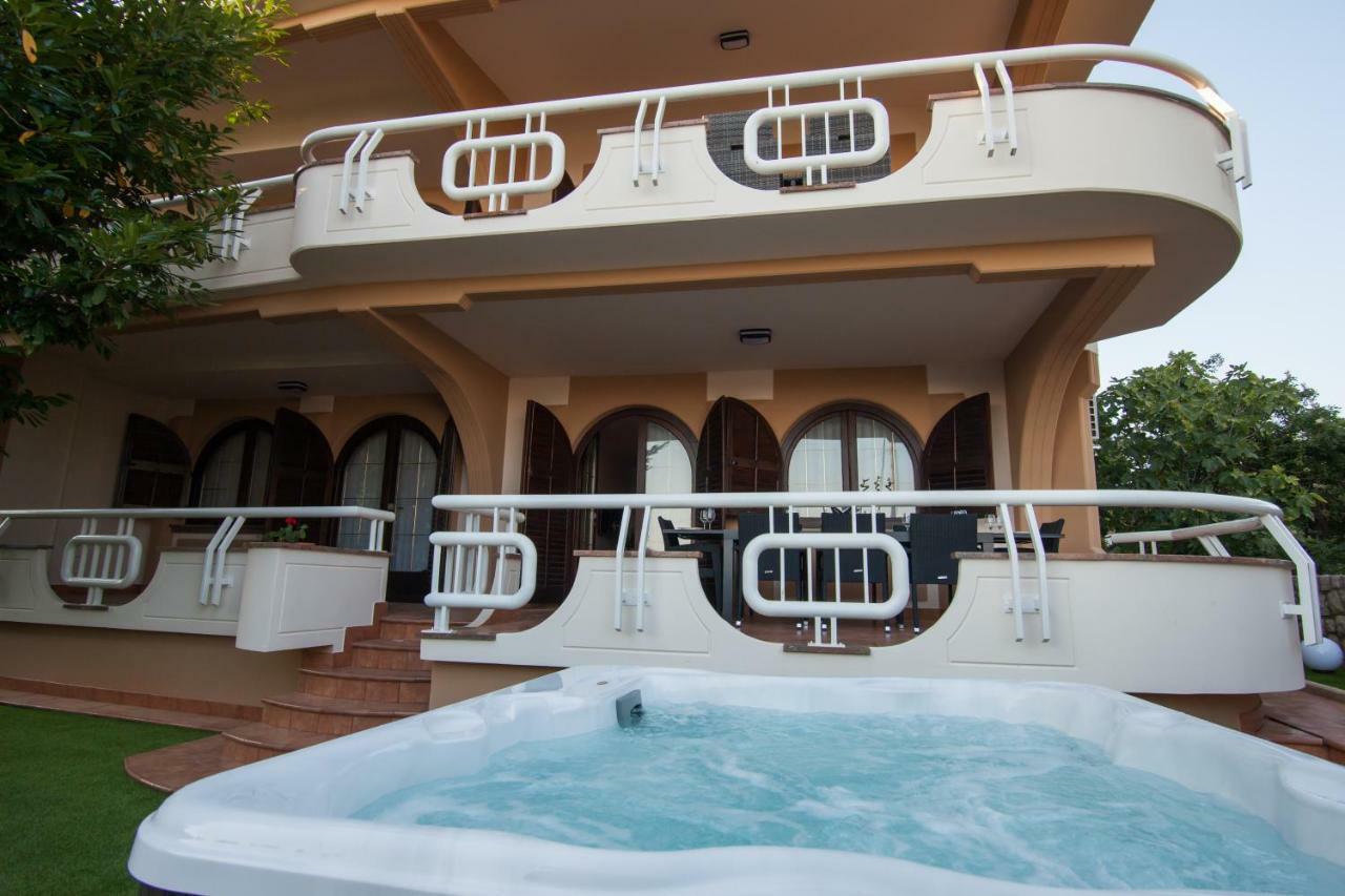 Villa Royale Krk Krk Town Exterior foto